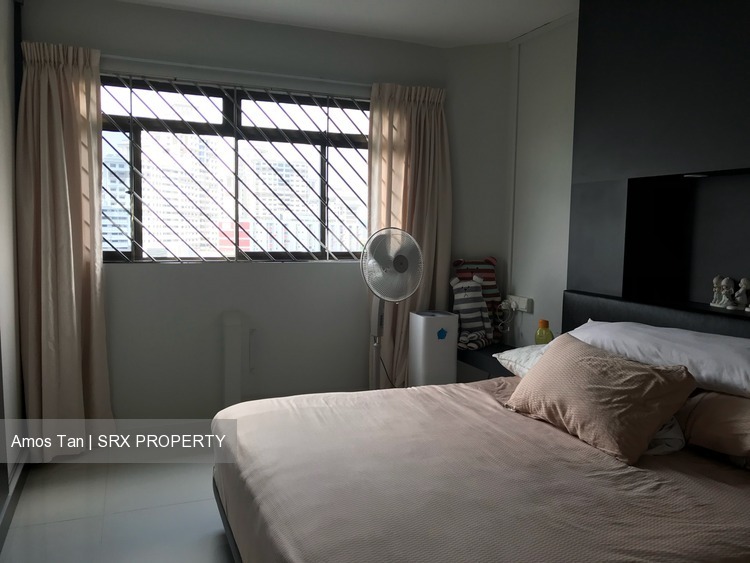 Blk 212 Jurong East Street 21 (Jurong East), HDB 5 Rooms #179270072
